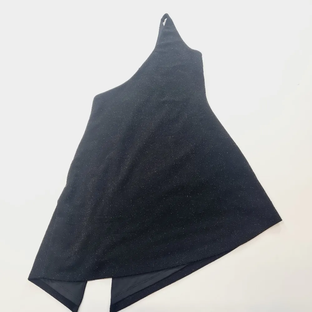 h:ours Rei Dress in Stardust Black - Image 10