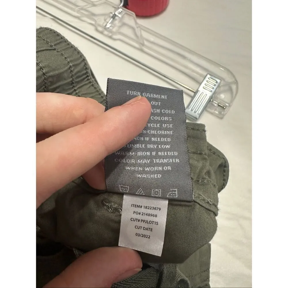 NWT Torrid  FRONT POPLIN DUSTY OLIVE Size 4x or 26 - Image 9