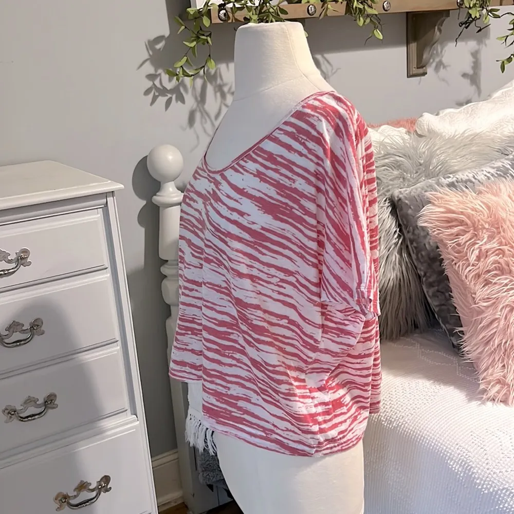 Wet Seal Oversized Medium Pink Zebra Stripe Crop Top Comfy Shirt Womens Medium - Image 3