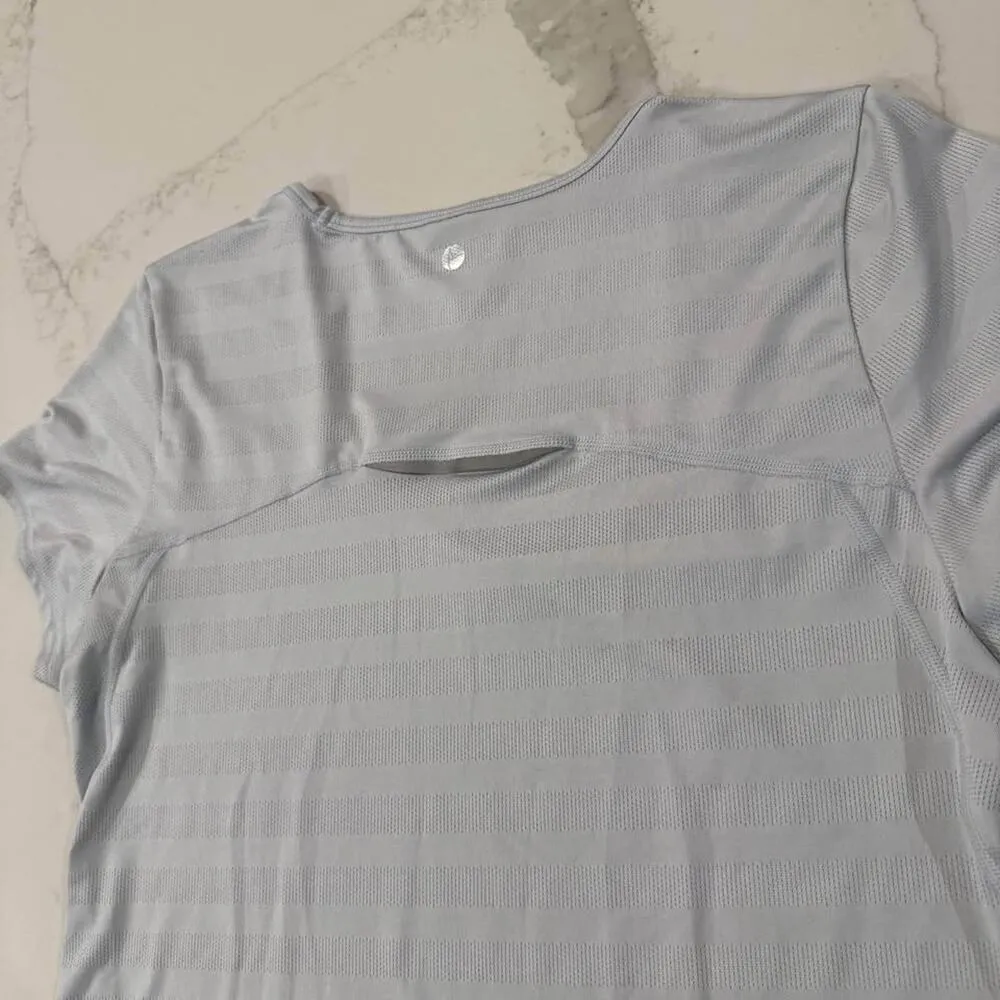 Active Life ScoopNeck ShortSleeve Performance Shirt Womens Large Gray Athleisure - Image 5