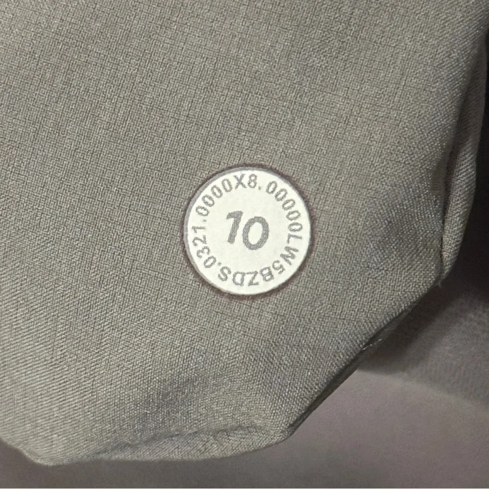 Lululemon On The Fly Jogger Tan Woven Size 10 - Image 9