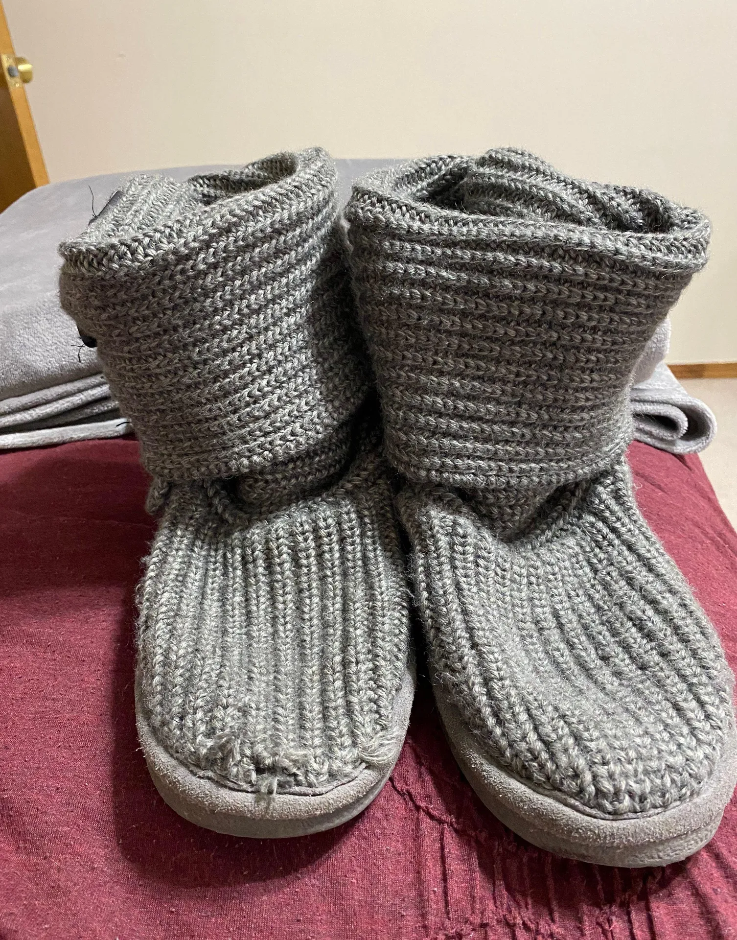 BEARPAW Boots - Image 5