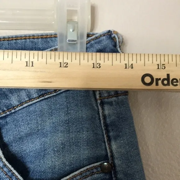 Pilcro and the letterpress ladies cropped raw hem jeans size 28 - Image 6