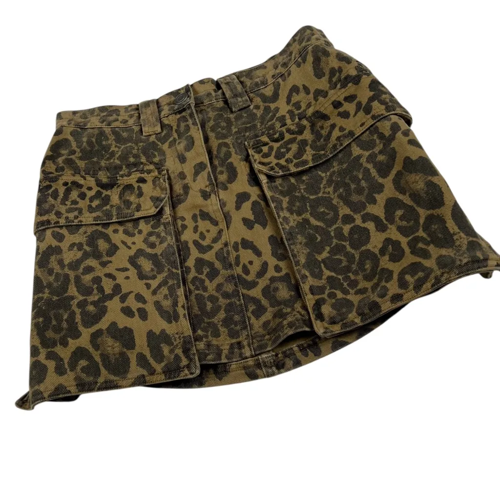 reset by Jane Pocketed Leopard Print Denim Mini Skirt Black - Image 5