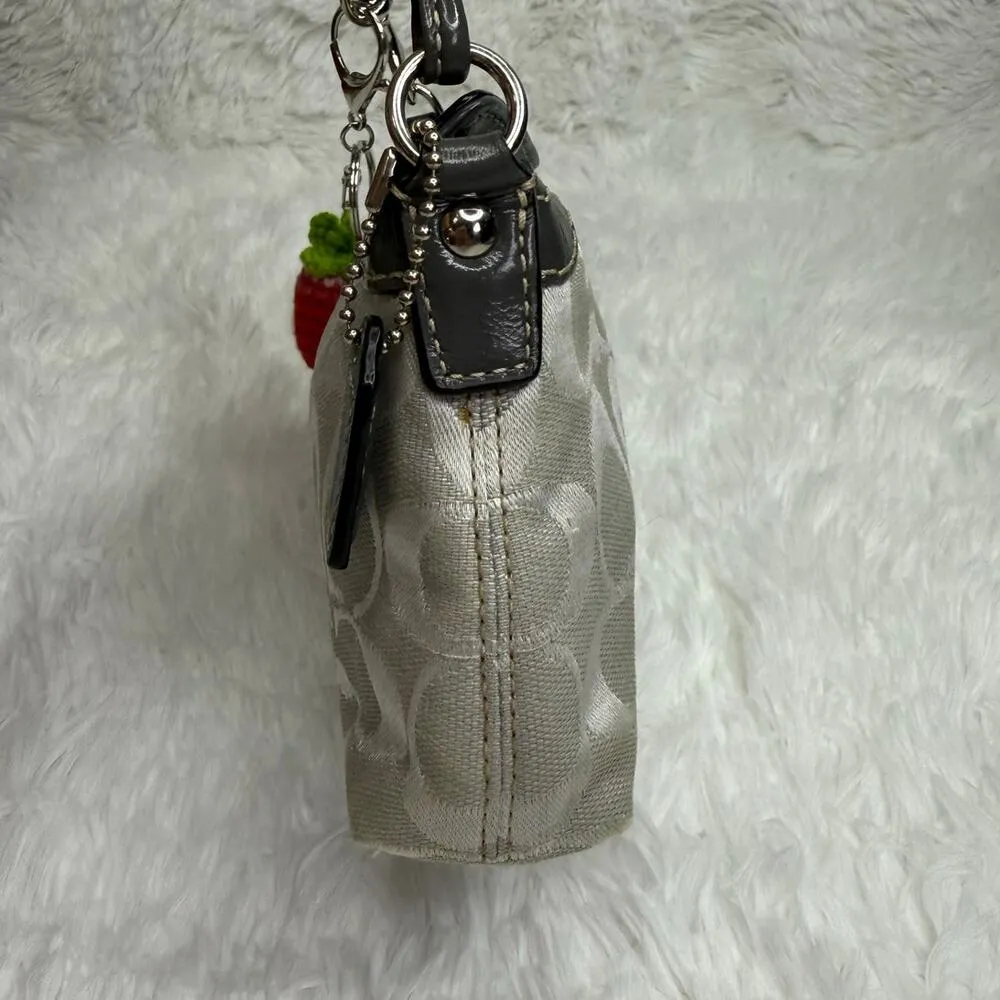 y2k COACH Gray Signature Canvas Mini Purse / Wristlet - Image 5