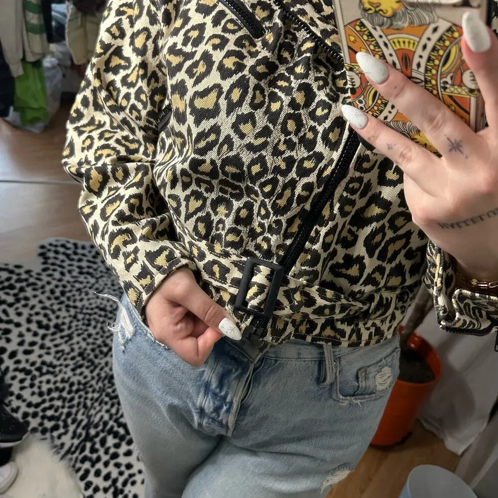 Vintage Leopard Cheetah Print Zip Long Sleeve Cropped Moto Jacket Black - Image 5