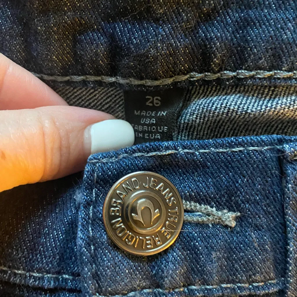 True Religion shorts - Image 4