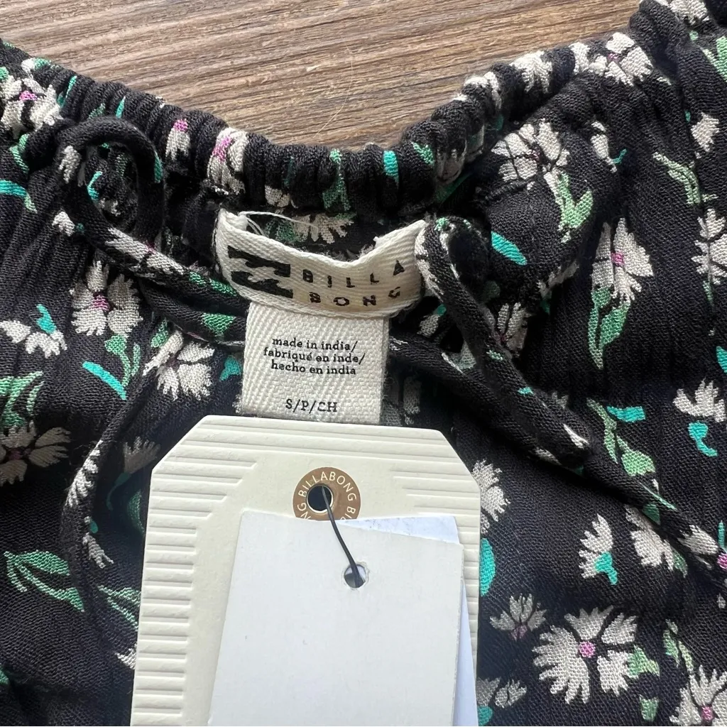 Billabong Women’s Truly Romantic Floral Mini Dress Black Size Small 100% Viscose - Image 3