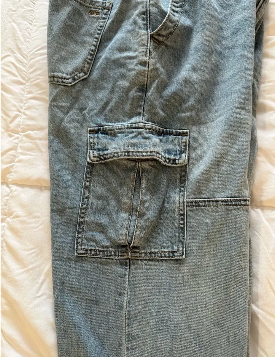 American Eagle Cargo Jeans - Image 6