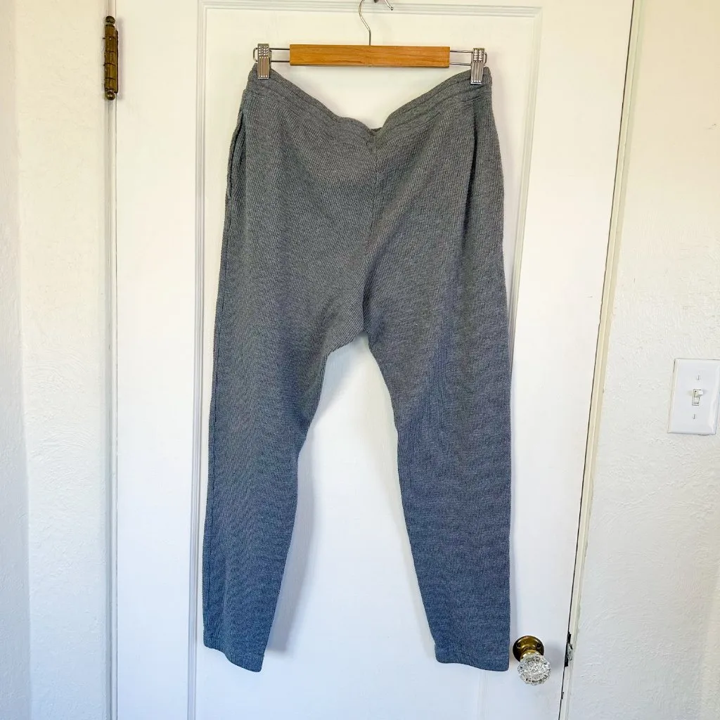 TNA | Aritzia Knit Waffle Drawstring Jogger Sweatpants‎ in Grey size Large - Image 2