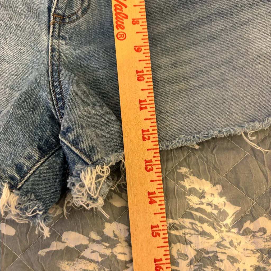 Universal Thread Blue Jean Shorts Vintage Distressed - Image 5