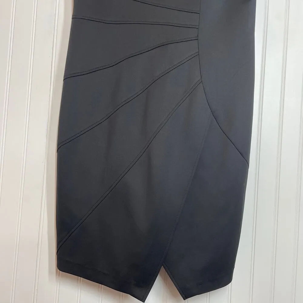 SD Collection Black Sleeveless V - Image 3