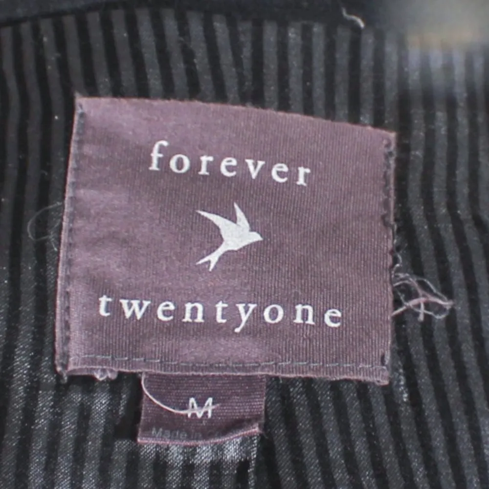 Black Moto Jacket Joan Jett Style Size Medium Edgy Punk Goth - Image 10