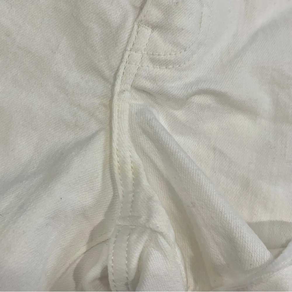 Calvin Klein Jeans White High Rise Jean Shorts Size 24 - Image 5