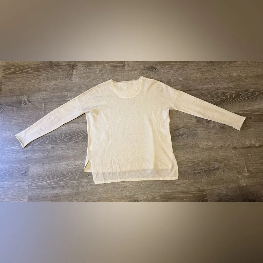 Vince 100% Cashmere Sweater Off White Womens Size XS Round Neck Long Sleeve - Image 11