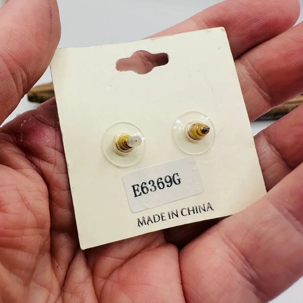 Vintage 2007 Patriotic Skull Stud Earrings – American Flag Crystal Design Red - Image 5