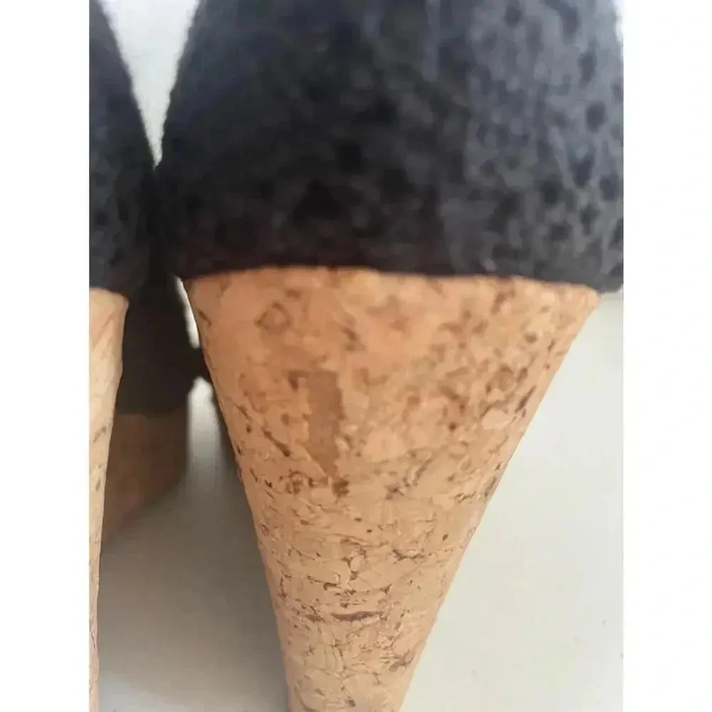 CLEARANCE Women's Nine West Black Crochet Wedge Cork‎ Heels Size 7.5M GUC - Image 8