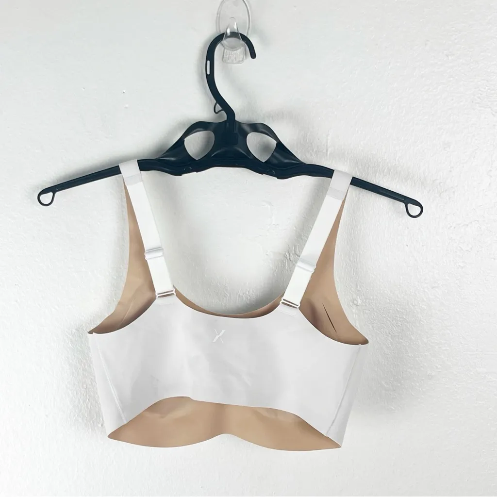 KNIX White Luxelift Seamless Pullover Adjustable Straps Padded Bra, Size Small - Image 2