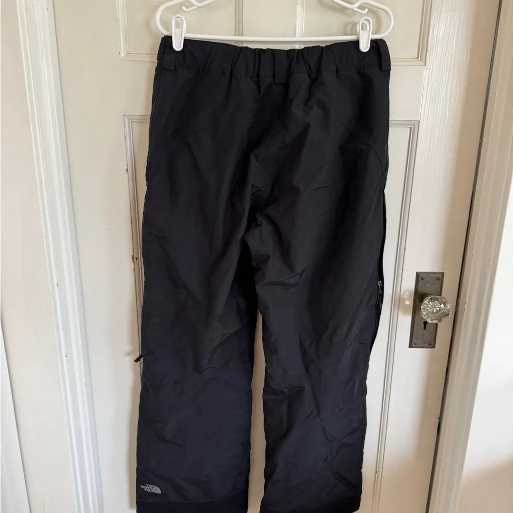 The North Face women’s hyvent black ski snow pants size medium - Image 6