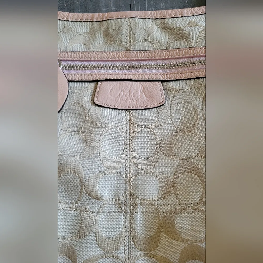 Coach Shoulder Bag Signature Sacoche Pink - Image 6