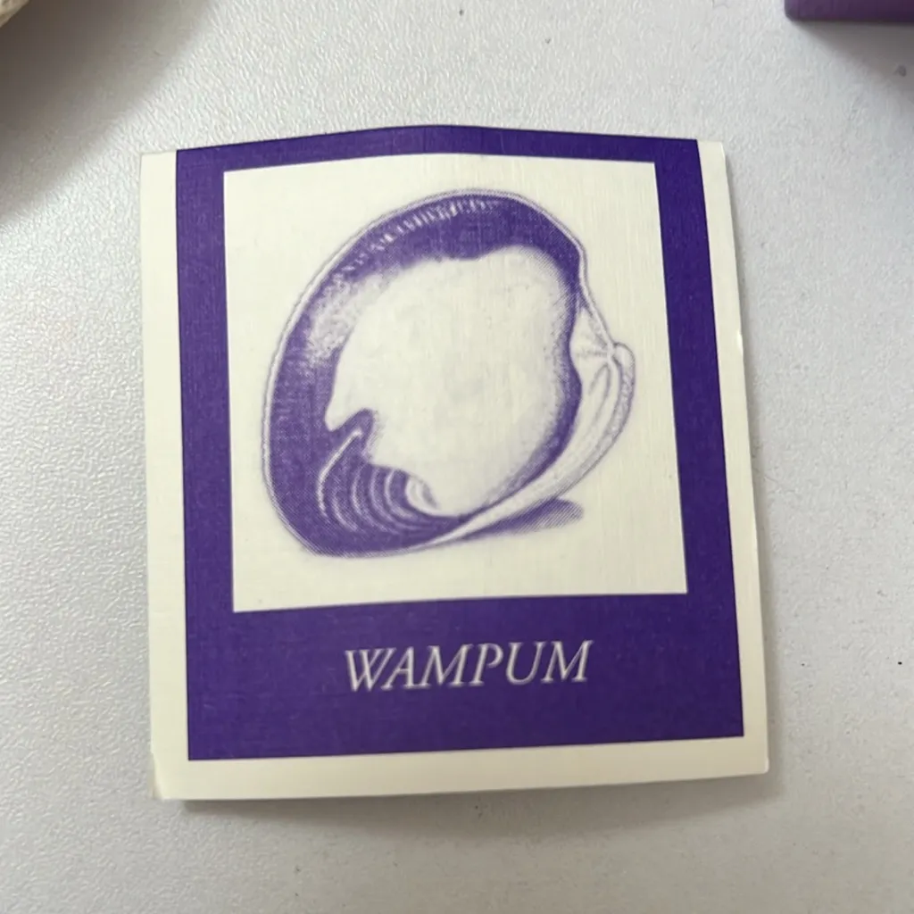 Wampum Quahog Earrings NWT NEW IN BOX Sterling Silver Curved Feather 🪶 Purple - Image 4