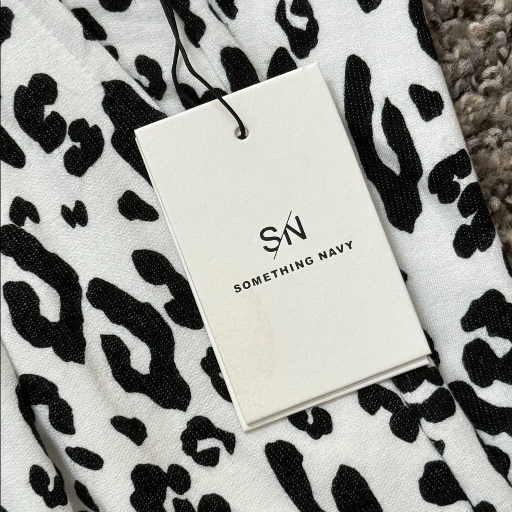 Something Navy Black and White Animal Print Pants - Image 3