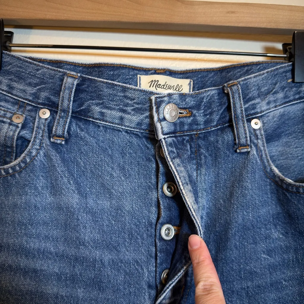 Madewell Low-Slung Straight Jeans in‎ Palmina Wash - Image 3