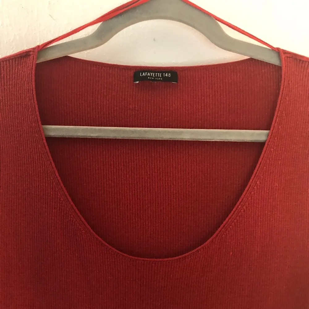 Lafayette 148 Sweater Red Ribbed Scoop Neck Sweater EUC Sz L? (SEE MEASUREMENTS) - Image 3