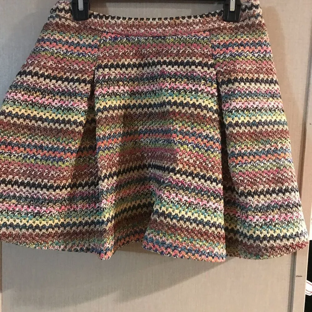 Honey punch skater skirt size medium mini - Image 5