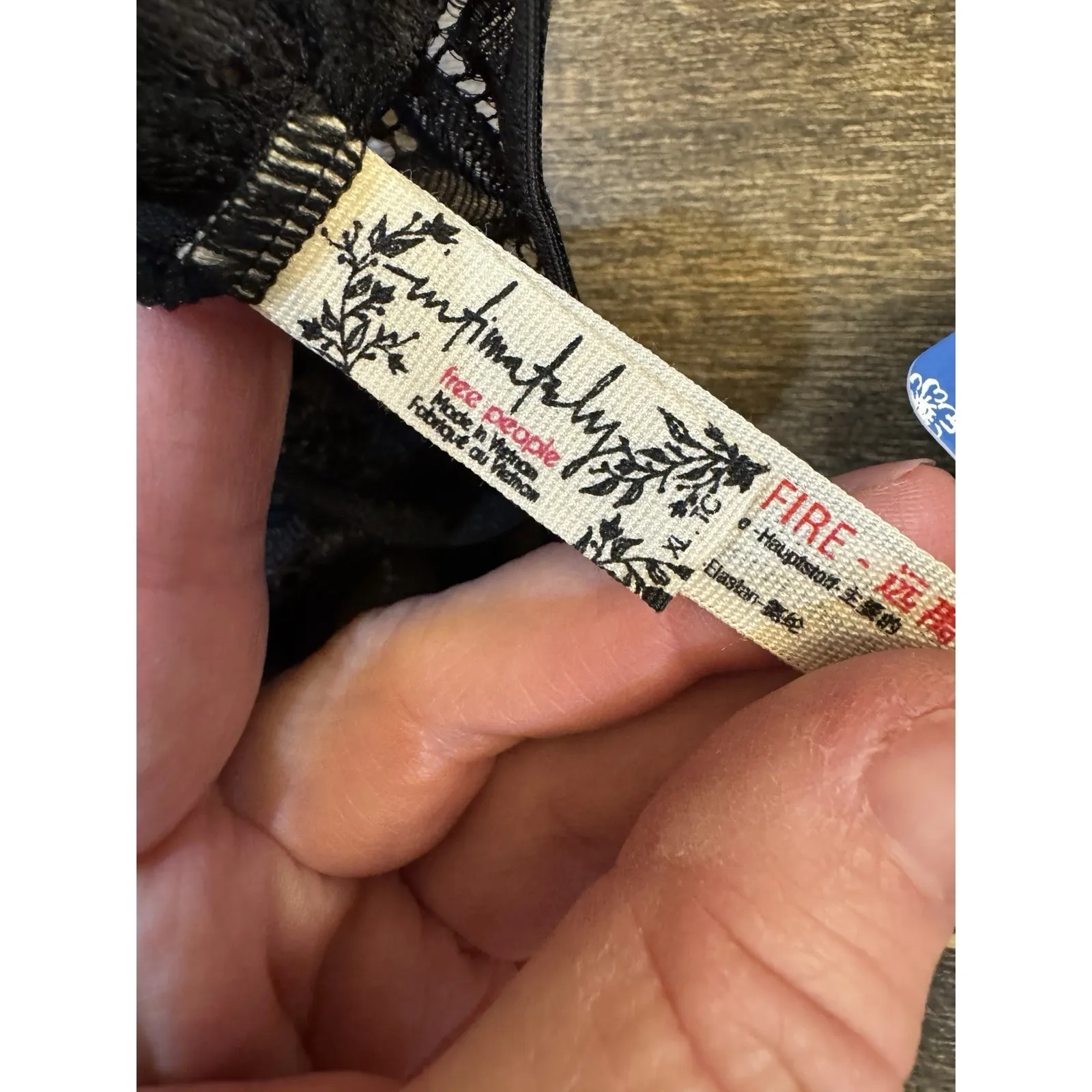 Free People Intimately Lingerie Bra Set Kelly Black Size XL Heart Lace Thong!! - Image 9