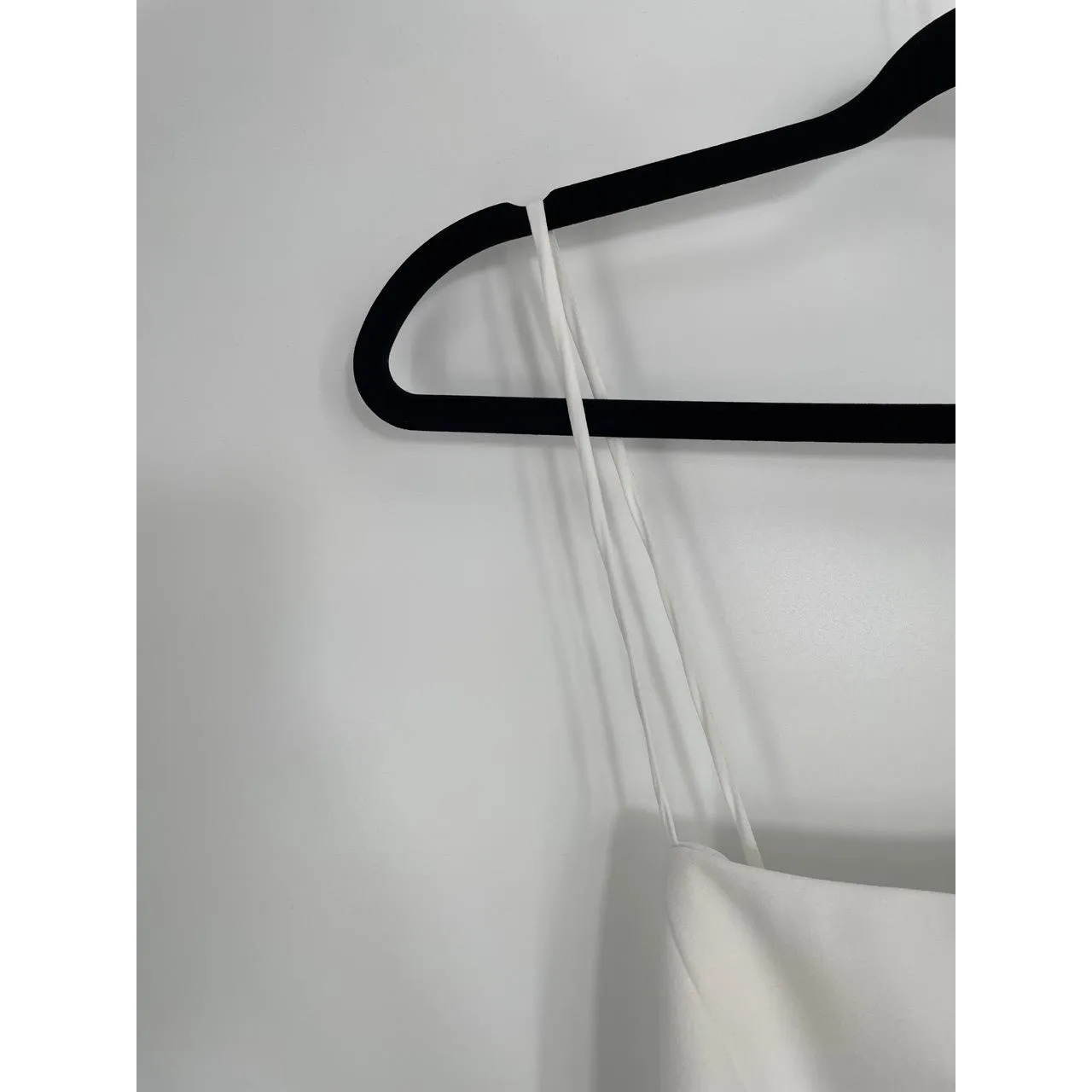 ELLIATT Women's Ivory Square‎ Neck Criss-Cross Back Collins Mermaid Gown Size M - Image 8