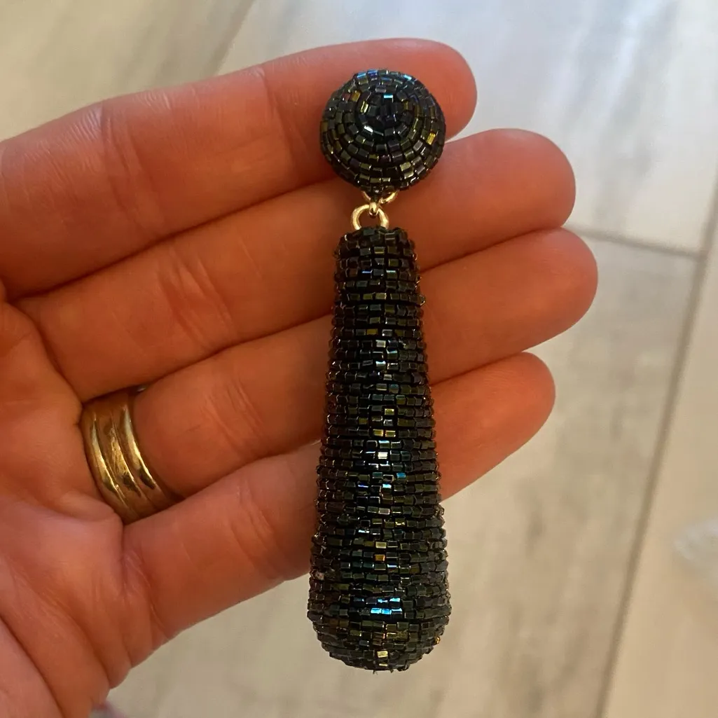 NWT Elegant Mignonne Gavigan Oil Slick Drop Beaded Pierced Earrings, one size - Image 7