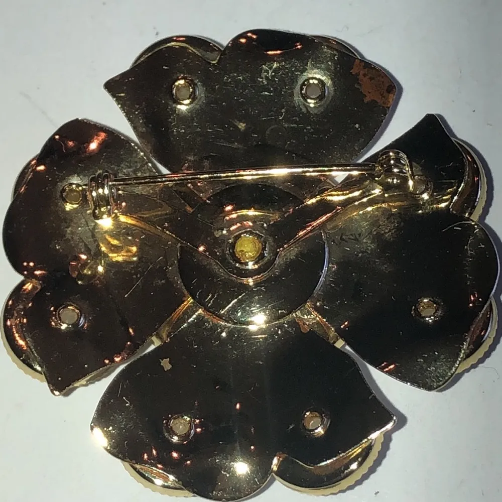 Vintage Gold Tone Faux Pearl Round Floral Boho Classic Retro Brooch Shoulder Pin - Image 4