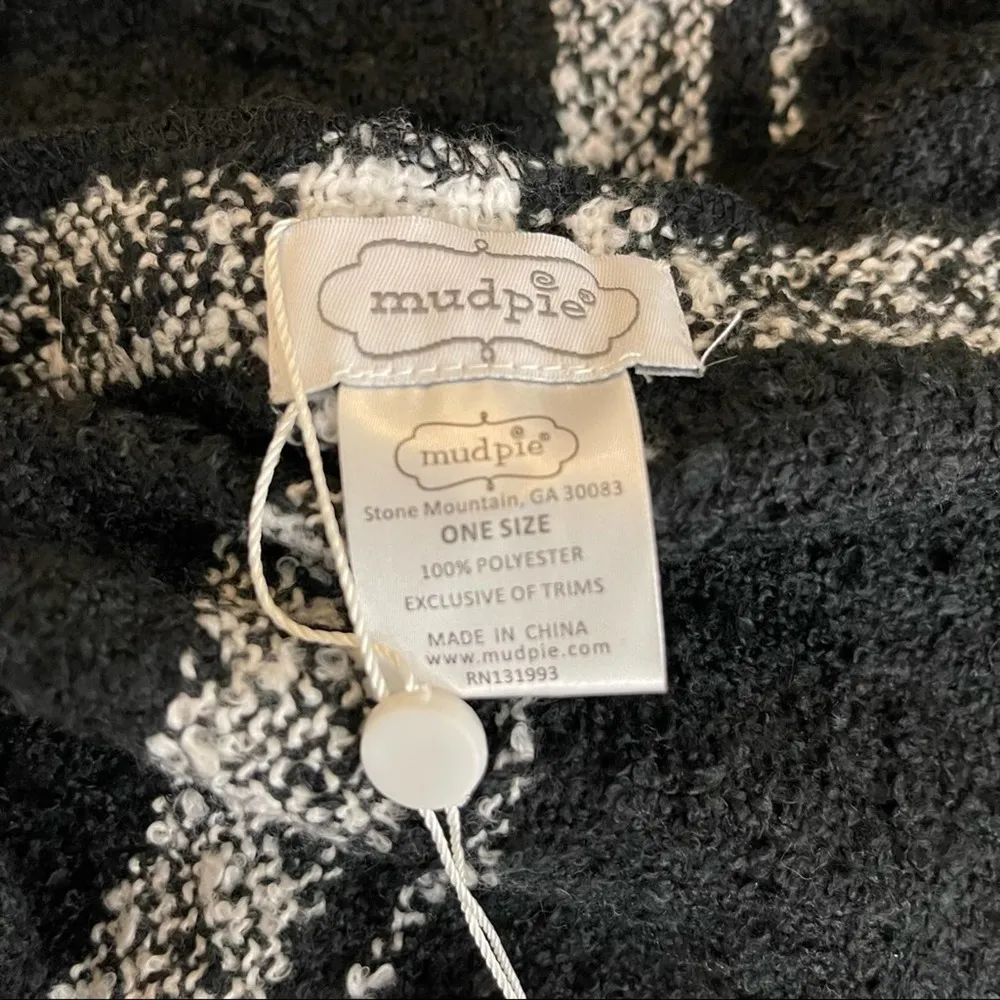 MUD PIE Wrap Scarf Plaid Black & White One Size Black & White Fall Winter - Image 7