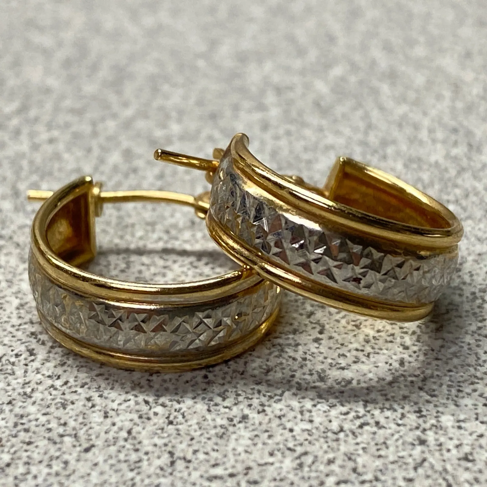 Vintage 14K Israel Two Tone Diamond Cut Hoop Earrings Elegance Feminine Gold - Image 11