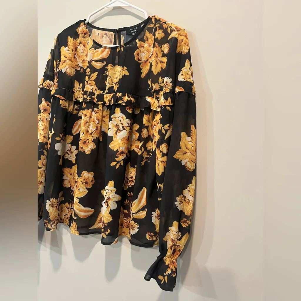 Vici Black Floral Long Sleeve Top Size Medium - Image 4