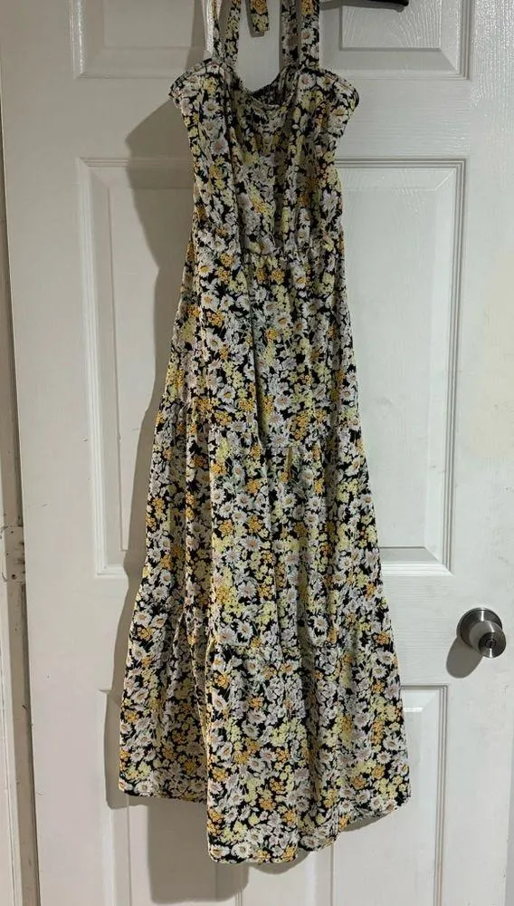 Social Standard by Sanctuary • Midi Dress • Daisy Floral • Tiered • Tied Straps - Image 3