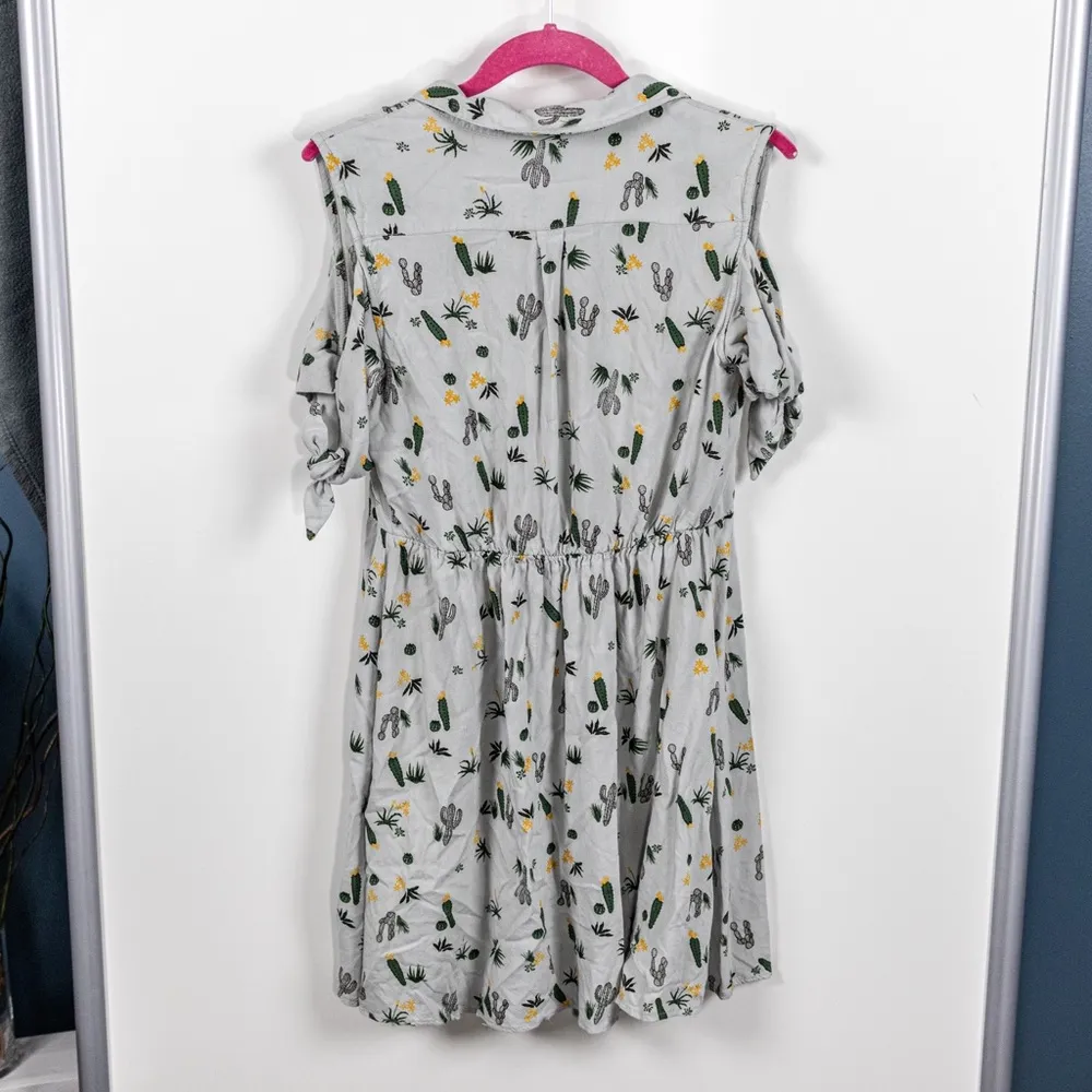 Cold Shoulder Cactus Print Dress - Image 2
