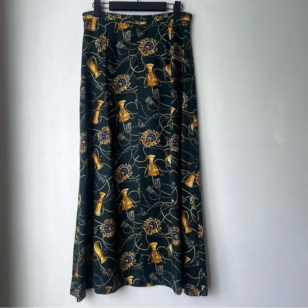 Vintage 80s/90s Green Trophy Crest Tassel Print Maxi Skirt M Size M - Image 3
