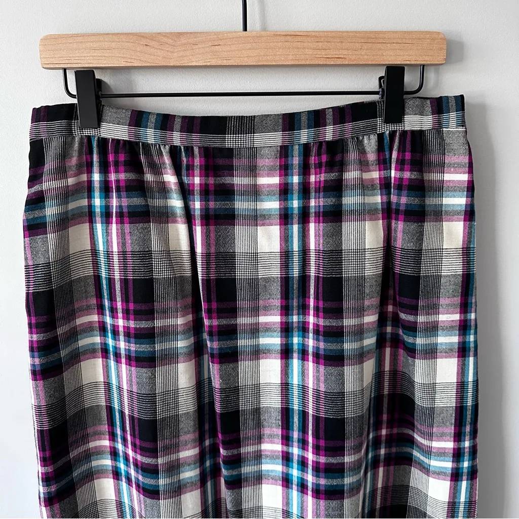 Pendleton Vintage 100% Pure Virgin Wool Plaid Pleated Skirt Sz 12 Purple/Black - Image 10