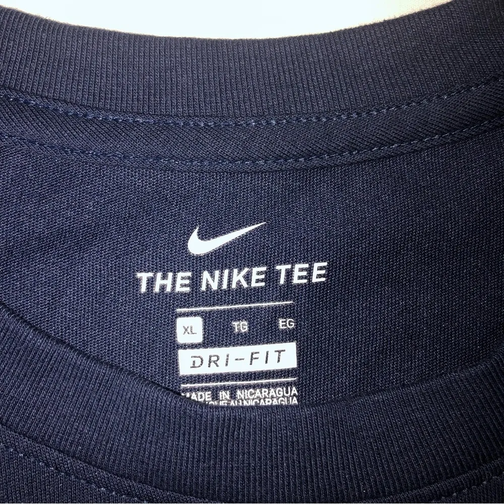 Washington Spirit Ladies Fitted Size XL Nike Dri Fit Blue Red Swoosh  T-shirt - Image 4