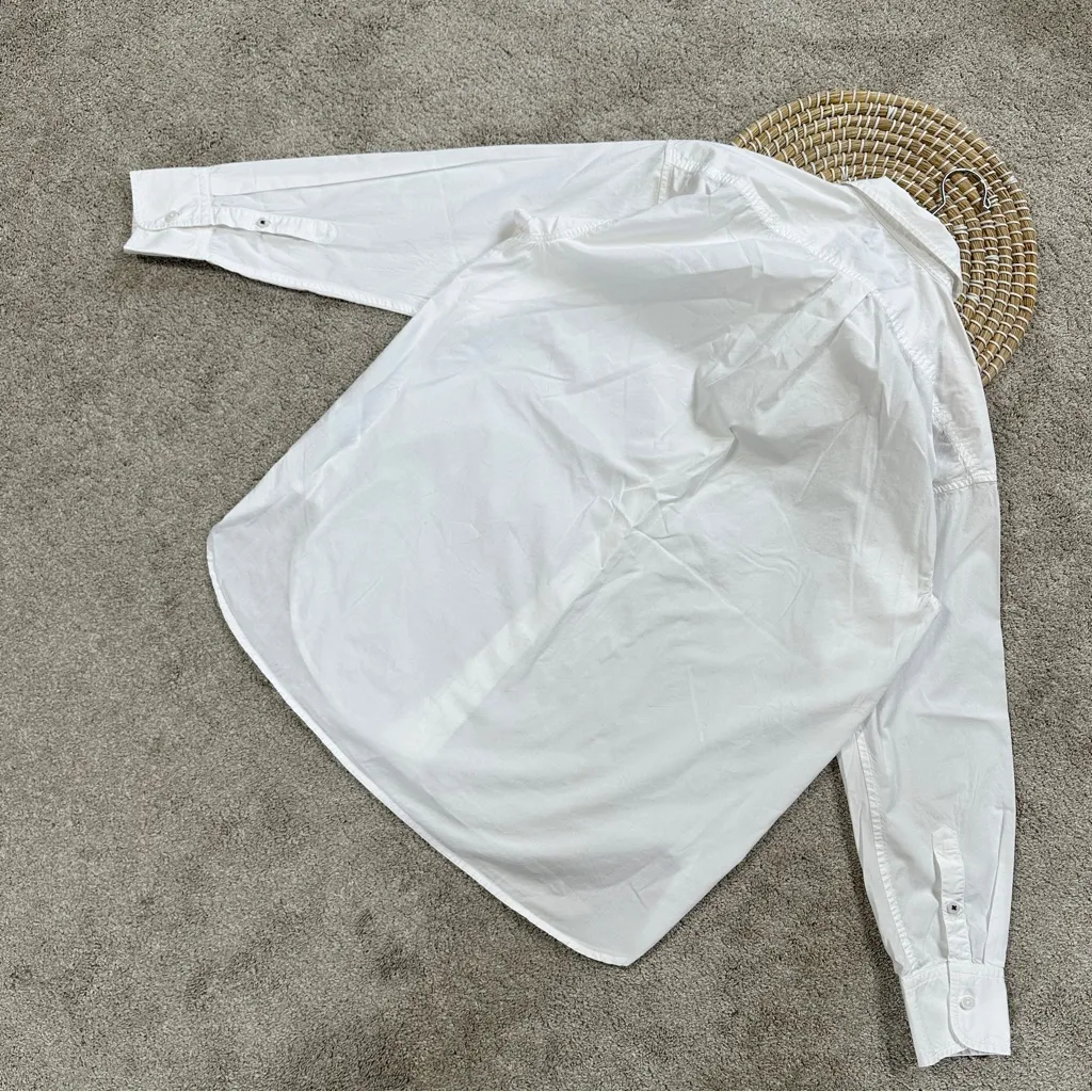 J. Crew Women’s Relaxed Fit Crisp Cotton Poplin Button Down Shirt in White 10T - Image 7