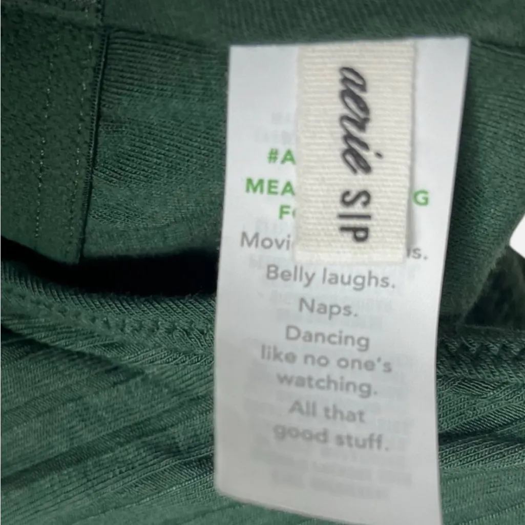 NWT aerie Green Lace Back Top - Image 4