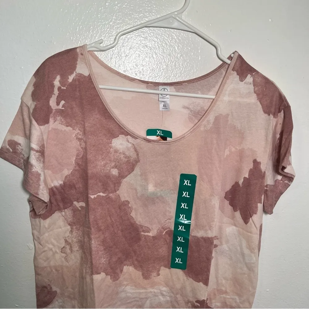 Alternative Scoop Neck t-Shirt Blush Dreamstate - Image 4