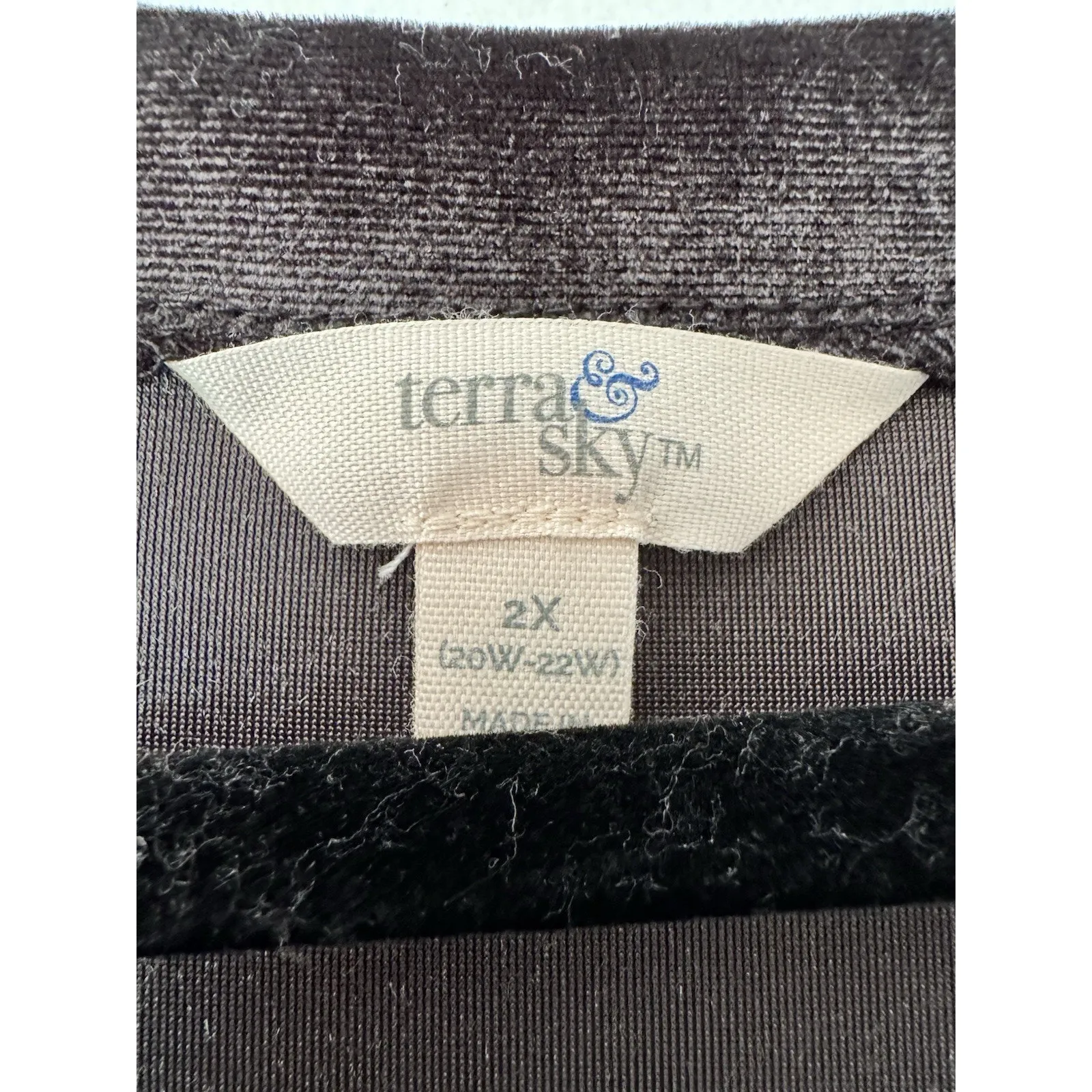 Terra Sky Dark Gray Velvet Pullover Tiered Midi Dress Women’s Size 2X - Image 7