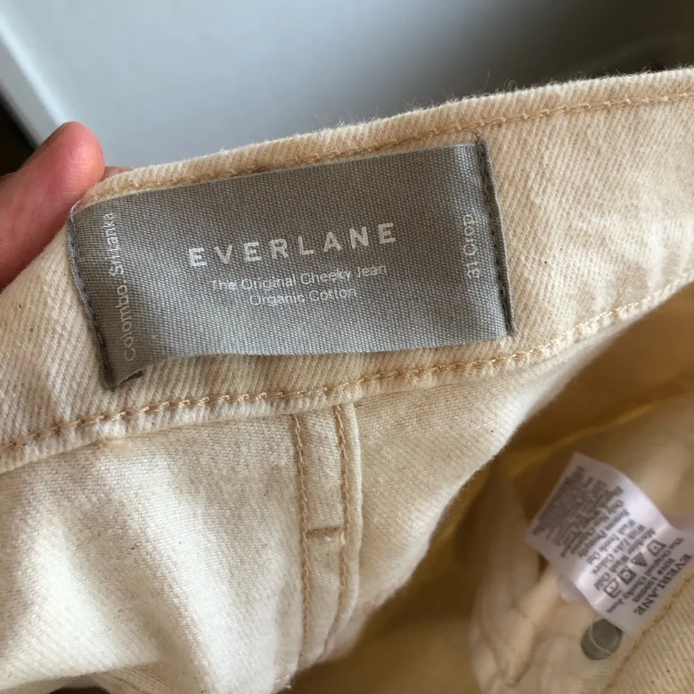 Everlane the original cheeky jean crop size 31 - Image 10