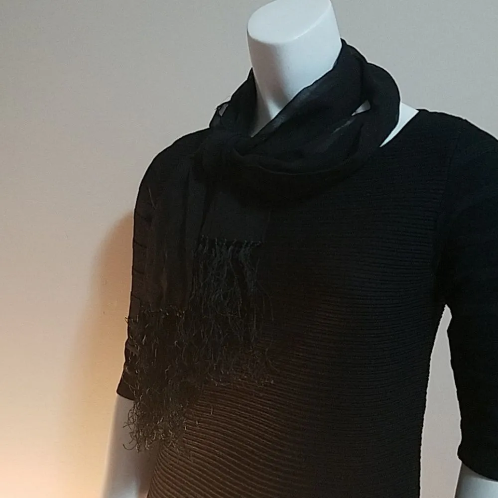 None Black Sparkly Scarf with Tassels - Image 2