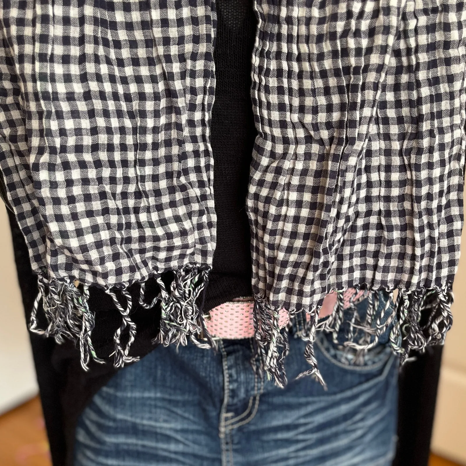 Aeropostale | Green + Navy Blue Plaid Checker Reversible Crinkle Scarf | 2010s - Image 6