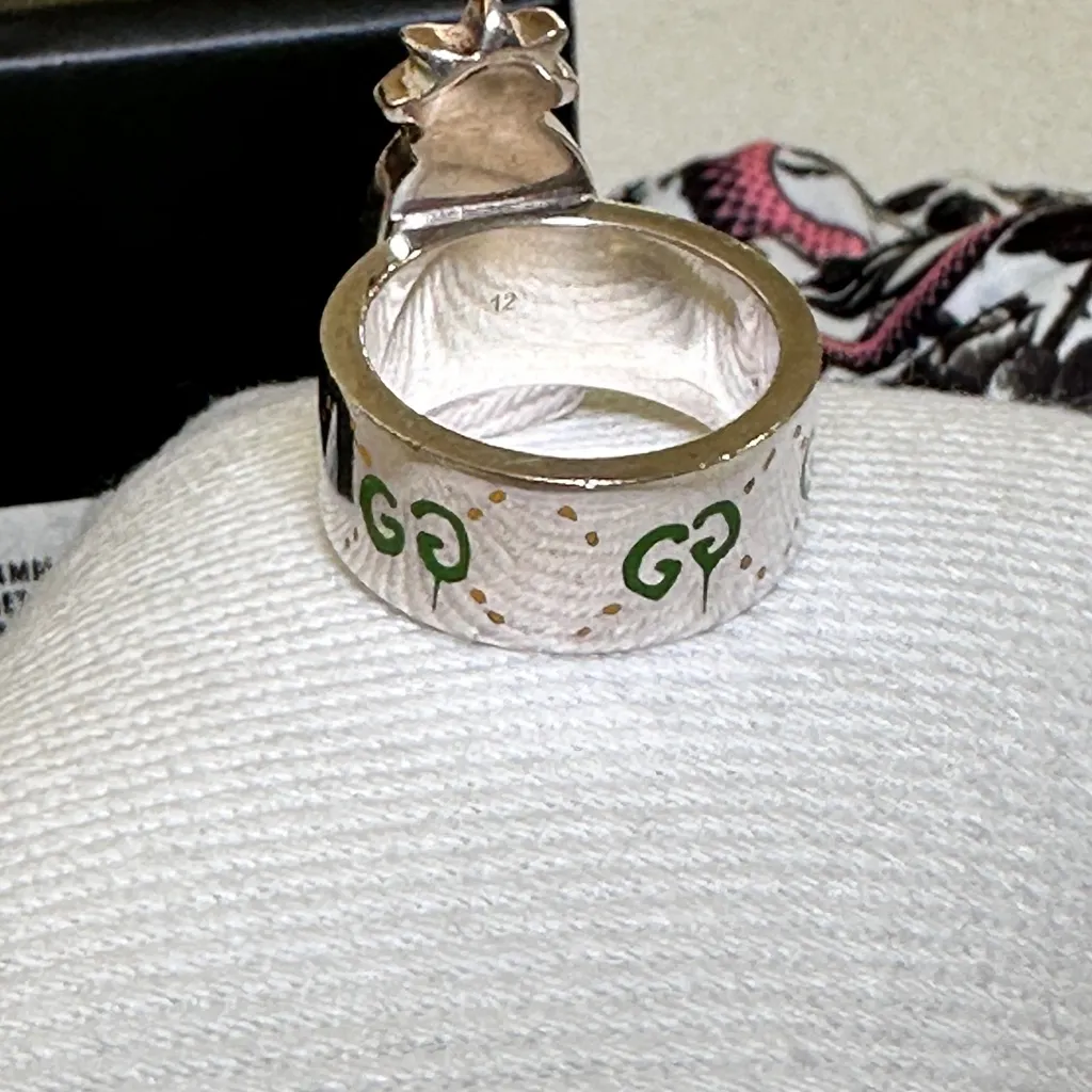 NWOT authentic Gucci Sterling Silver Enamel GucciGhost Pineapple GG Ring us6 - Image 7