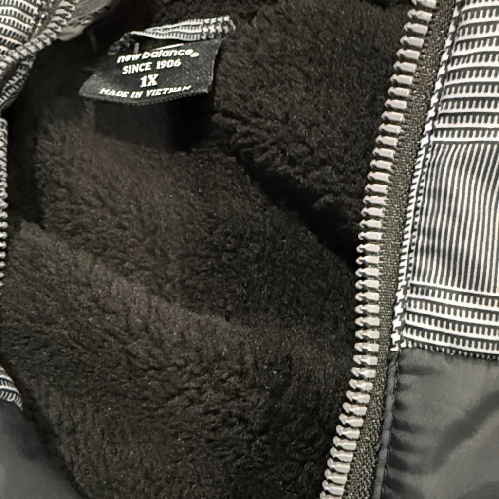 NWT  New Balance Black Puffer Jacket Plaid Hood Quilted Hooded Zip Up 1X - Image 6